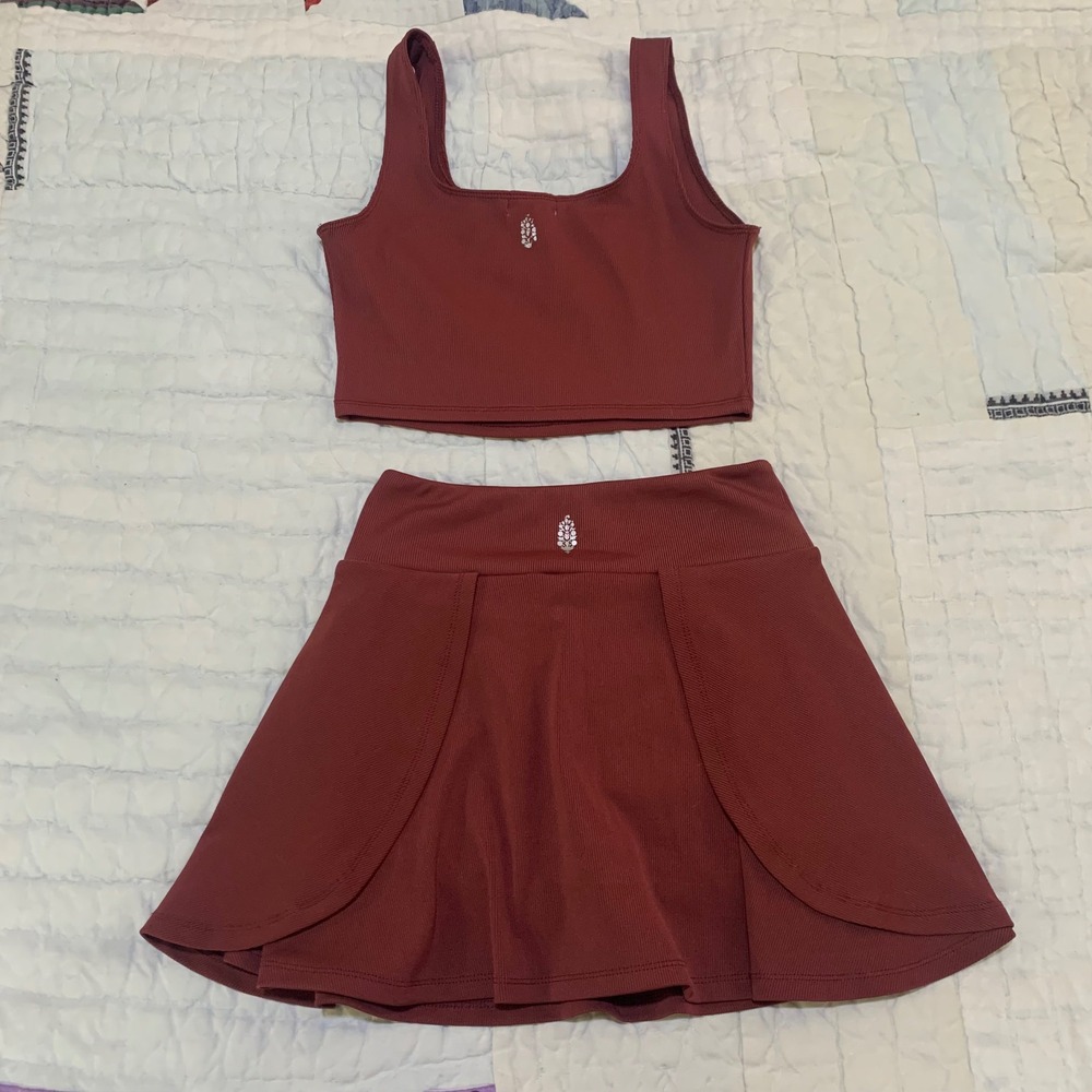 Free People Movement Skirt and Crop Top Set Burgundy Red XS NWOT - Picture 5 of 5